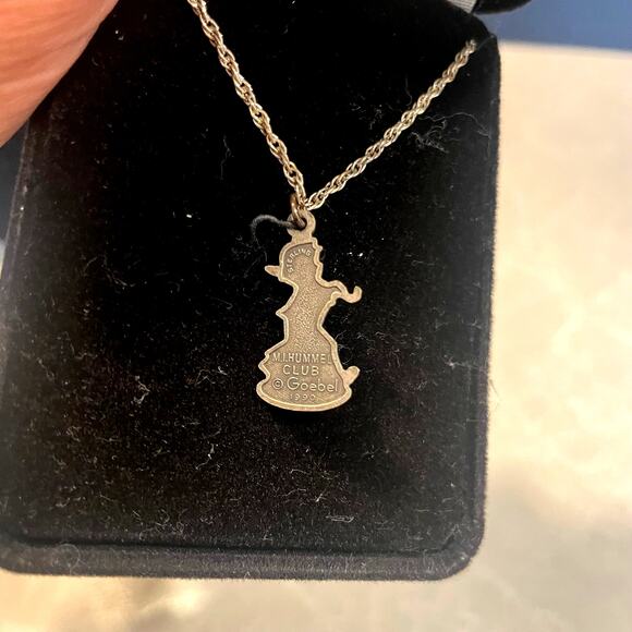 Vintage 1990 MI Hummel Club Necklace sterling silver boy walking with umbrella - Picture 3 of 10